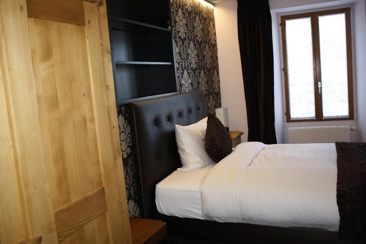 Hotel De La Gare Монте Екстериор снимка