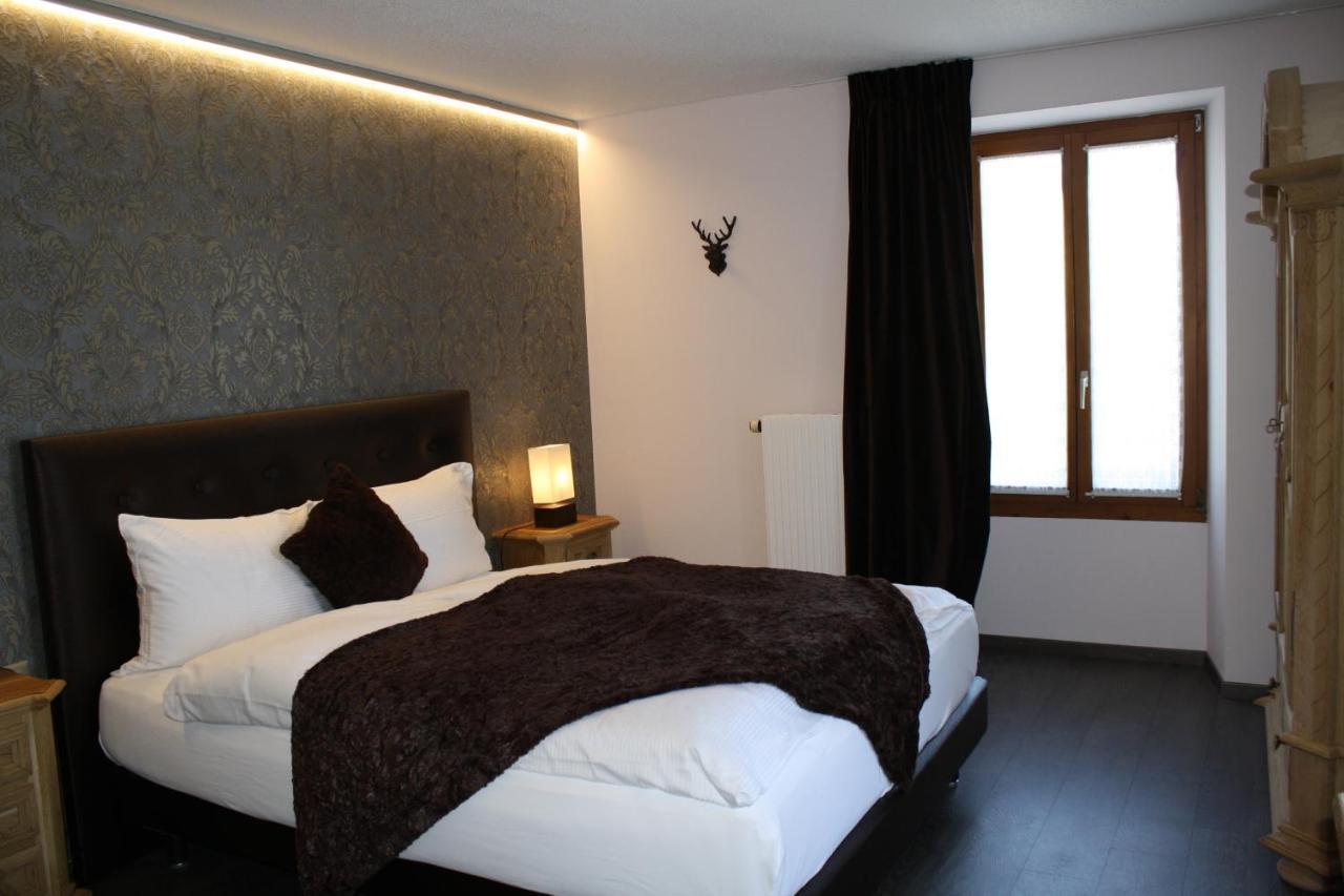 Hotel De La Gare Монте Екстериор снимка