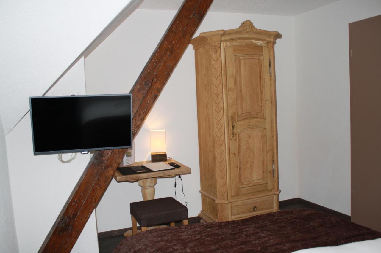 Hotel De La Gare Монте Екстериор снимка