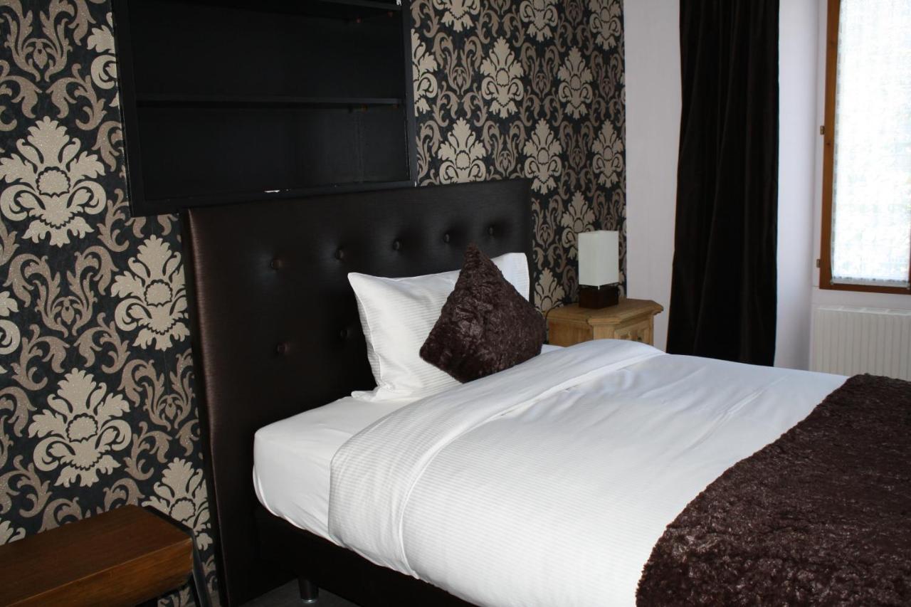 Hotel De La Gare Монте Екстериор снимка